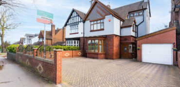 Hollyhedge Road, West Bromwich, B71 3BP