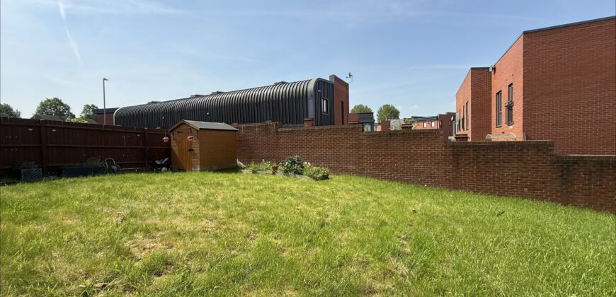 Laura Roberts Close, West Bromwich, B70 0FJ