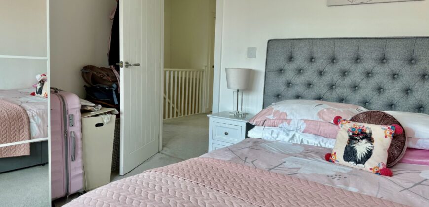 Laura Roberts Close, West Bromwich, B70 0FJ