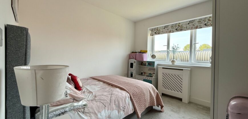 Laura Roberts Close, West Bromwich, B70 0FJ